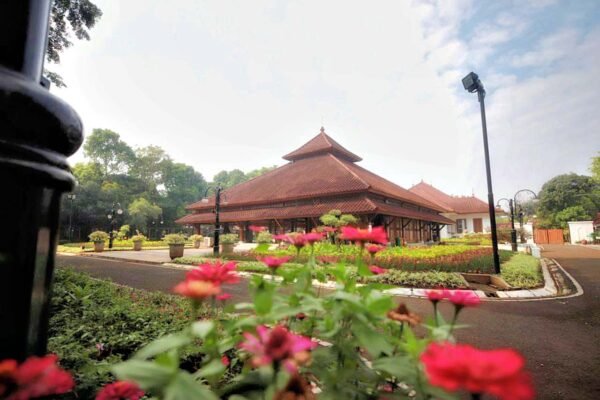 Pendopo Kota Bandung Dibuka untuk Umum, Warga dan wisatawan Antusias