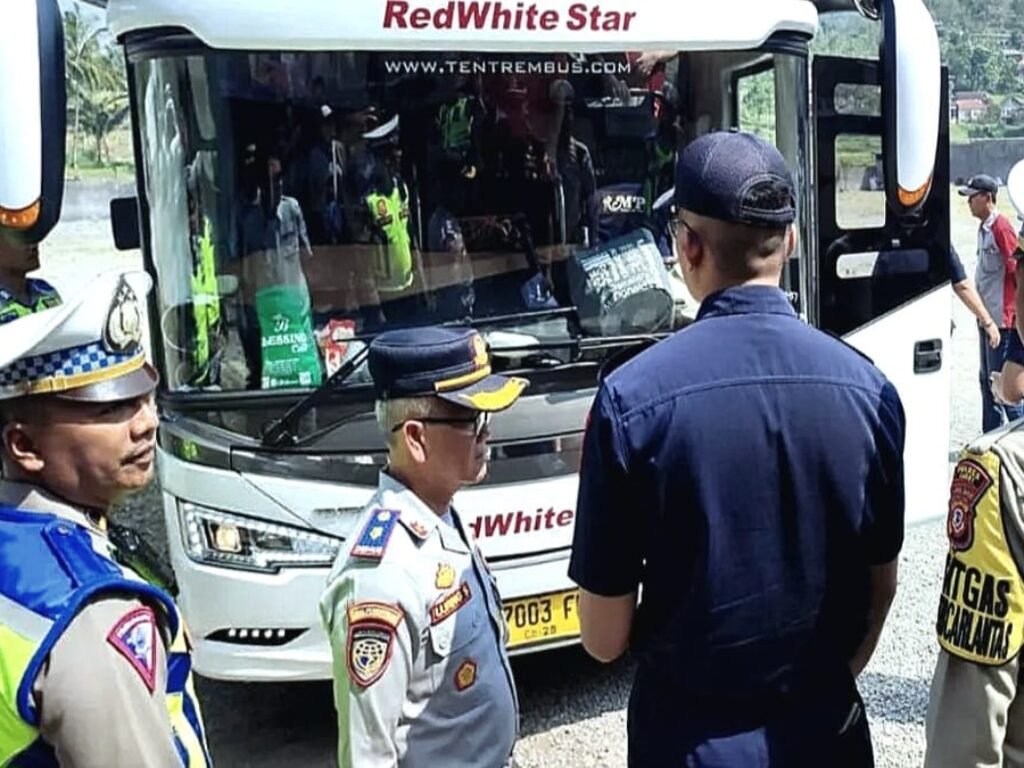 Tim Ahli Bersertifikat Disiapkan Dishub Garut Untuk Uji Kelayakan Bus Pariwisata