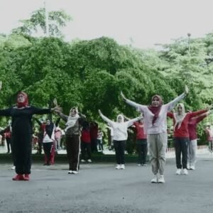Anggota DPRD Lamsel Senam Jantung Sehat Bareng TP PKK dan YJI