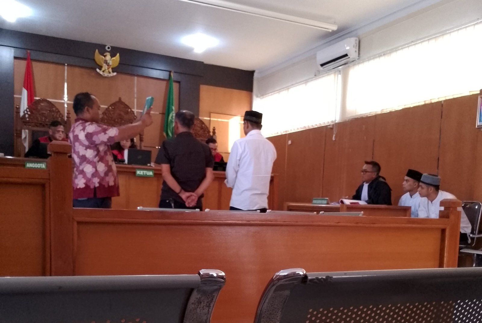 Kades Padasuka Cikajang Bersaksi, Pengacara : Hati-hati Kesaksian Palsu Bisa Dipidana Ancamannya 9 Tahun