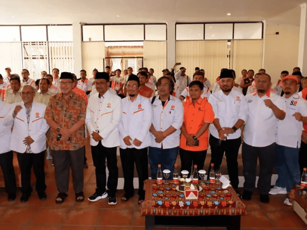 Pilih Helmi Budiman Menjadi Bakal Cabup, PKS Persiapkan Kemenangan Bentuk dan Lantik Satgas Jabar Putih