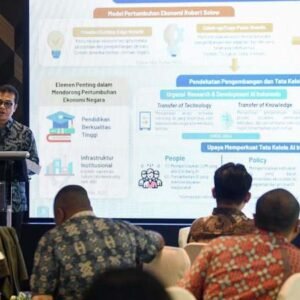 Wamenkominfo Nezar Patria