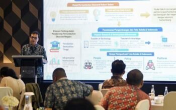 Wamenkominfo Nezar Patria