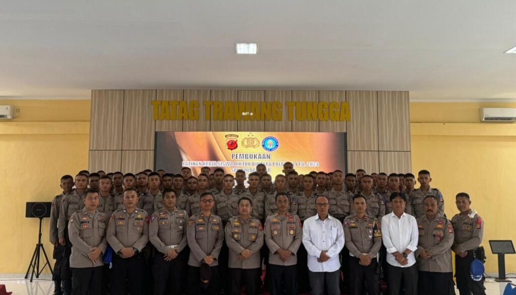 Pembukaan Pelatihan Kerja Siswa Sekolah Polisi Negara Polda Jawa Barat di Polres Purwakarta