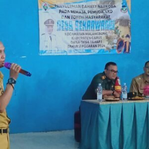 Kasi Kesra kecamatan Malangbong Beri Arahan dan Pemahaman Oprator SIKS-NG