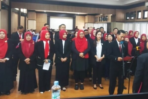 Pengda Ikatan Notaris Indonesia Kota Tasikmalaya Periode 2023-2028 Resmi Dilantik