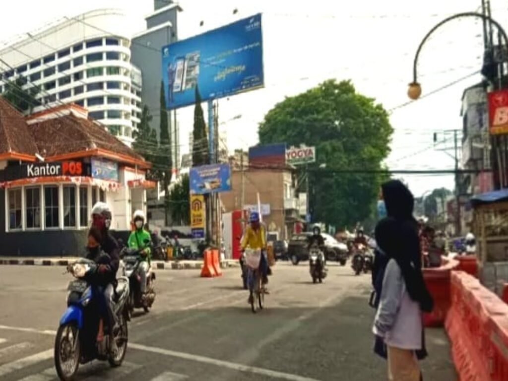 Kadishub Garut Berimajinasi Pengkolan Jadi Malioboro