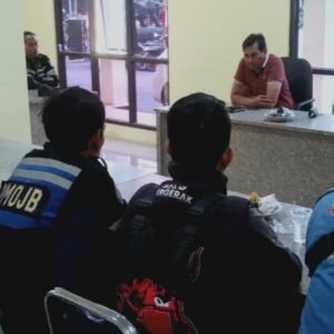 Kapolsek Cipatat Mendorong Masyarakat untuk Melawan Judi Online