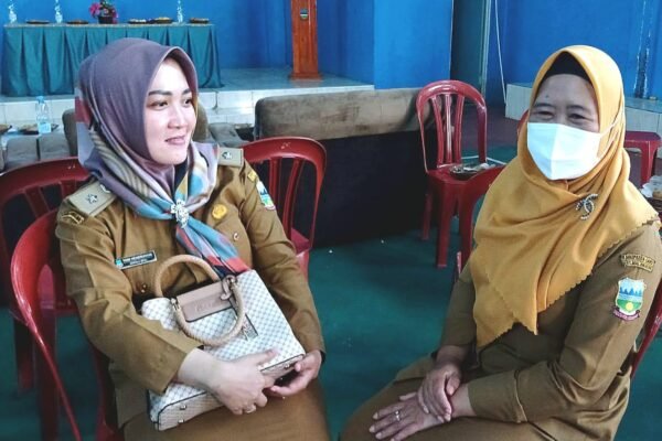 Dua Kepala Desa Perempuan Apresiasi Apel Gabungan dan Rakor Gabungan di Malangbong