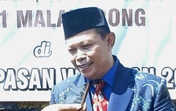 Kepala Sekolah SMPN 1 Malangbong, Jajang Aa Rahmat