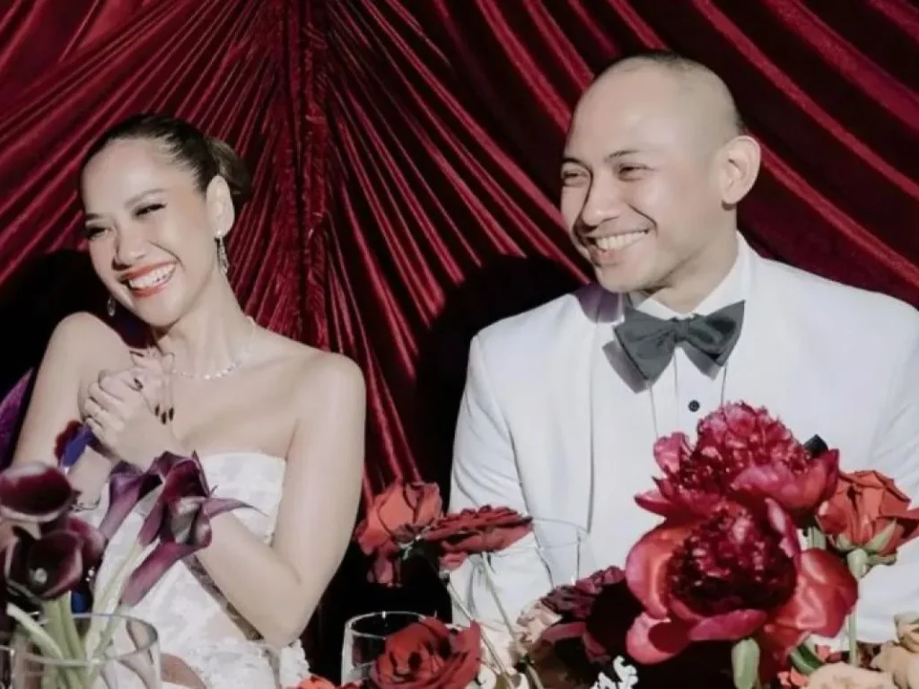 Suami Penyanyi Bunga Citra Lestari Diduga Gelapkan Uang Rp. 6, 9 miliar