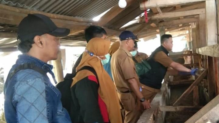 Jelang Hari Raya Qurban Kepala UPT Peternakan dan Tim Kesehatan Lakukan Pengawasan Hewan Ternak