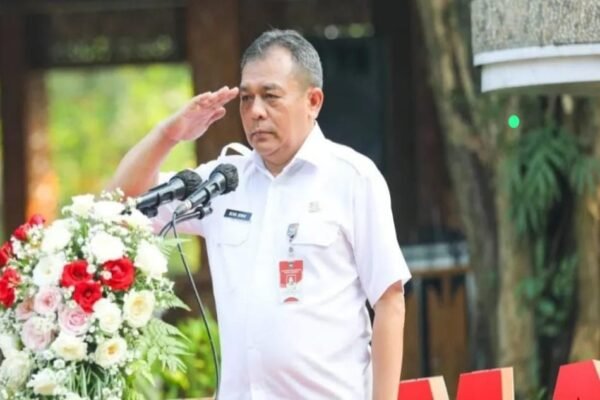 Pemerintah Daerah Kabupaten Purwakarta Memberikan Penghargaan dan Apresiasi kepada Petugas Kebersihan