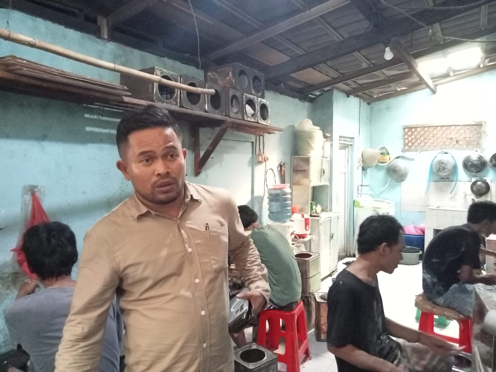 Abang Ijo Hapidin (Bang Jo) Mendorong Pengembangan Produksi Masyarakat Purwakarta untuk Ekspor