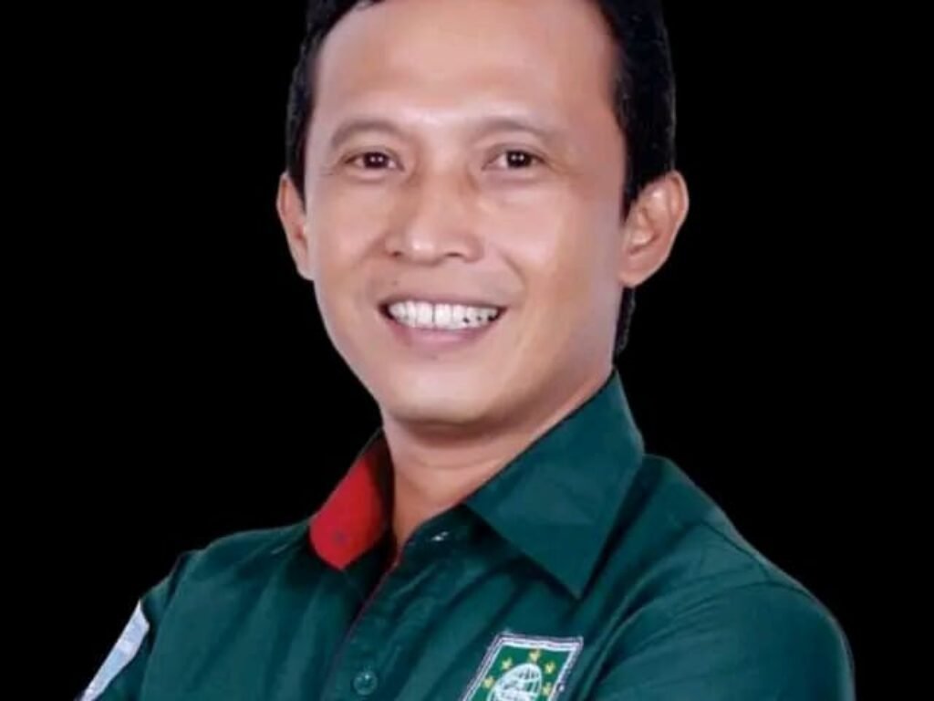 Anggota DPRD Kabupaten Bandung Barat, Wendi Sukmawijaya, Menyuarakan Normalisasi Saluran Irigasi