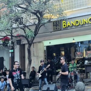 Band Plat Merah ASN Kota Bandung, Meriahkan Braga Beken dengan Lagu-lagu Hits