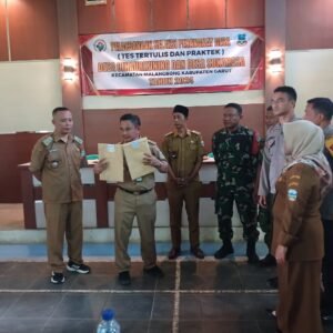 Pembukaan Pelaksanaan Ujian Seleksi Calon Perangkat Desa di Cihaurkuning dan Sukarasa