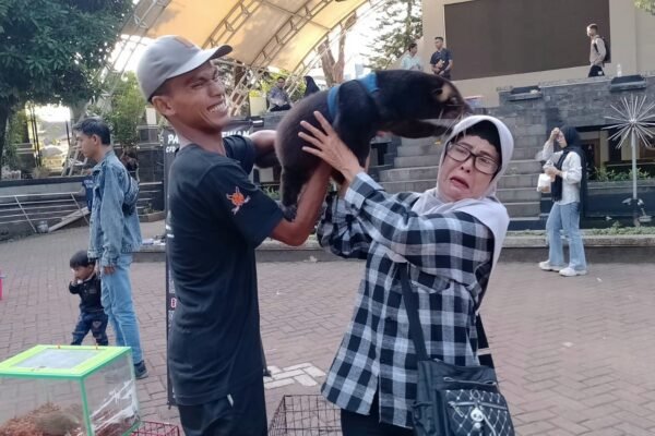 koordinator Animal Lovers Purwakarta Minta Izin Masuk Sekolah ke Kadisdik Purwakarta
