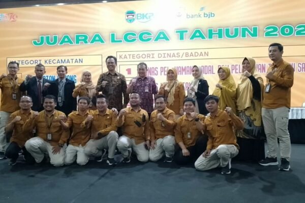 Dinas Penanaman Modal dan Pelayanan Terpadu Satu Pintu Raih Juara Lomba Cerdas Cermat Aparatur di Kota Purwakarta