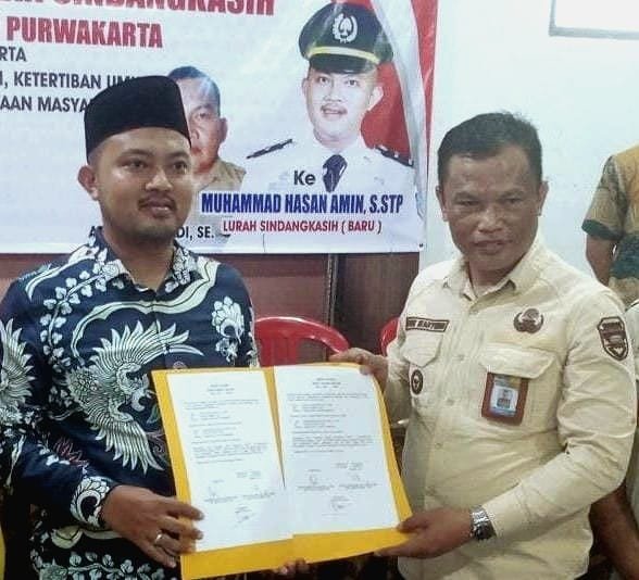 Pisah Sambut Lurah Sindangkasih Purwakarta Lama Dan Baru Berlangsung Lancar