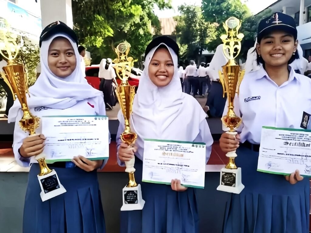 Sekolah Terbaik di Cimahi Dengan Nilai UTBK Tertinggi