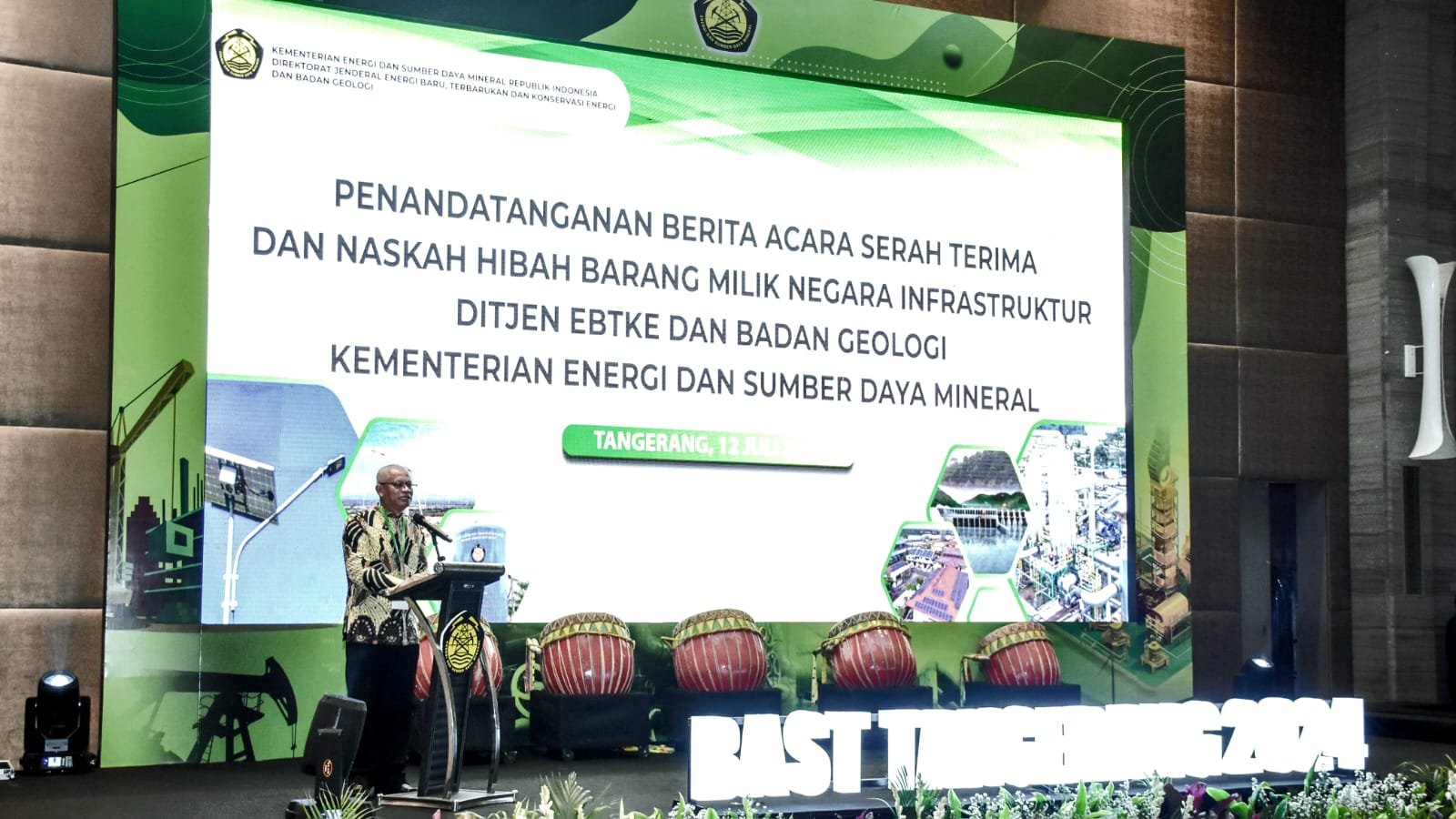 Pemerintah Kabupaten Garut Menerima 405 titik PJU-TS