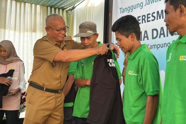 Sekda Garut Resmikan Pembangunan Instalasi Air Bersih di Desa Sindangheula