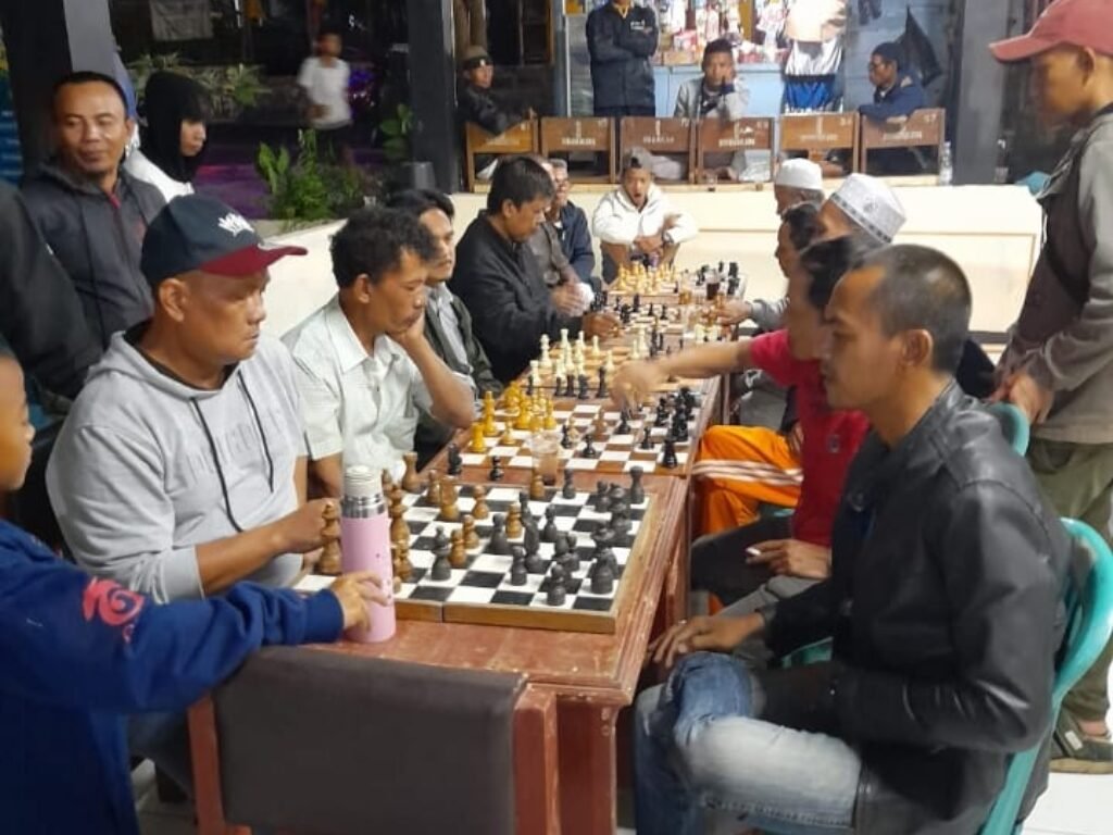 Anak Desa Simpang Meraih Gelar Juara Pertama Kompetisi Catur Merdeka 2024