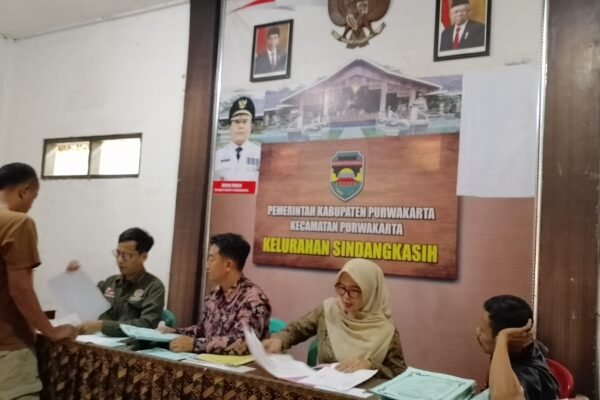 Pelayanan Pembuatan Sertifikat Tanah Massal di Aula Kelurahan Sindangkasih