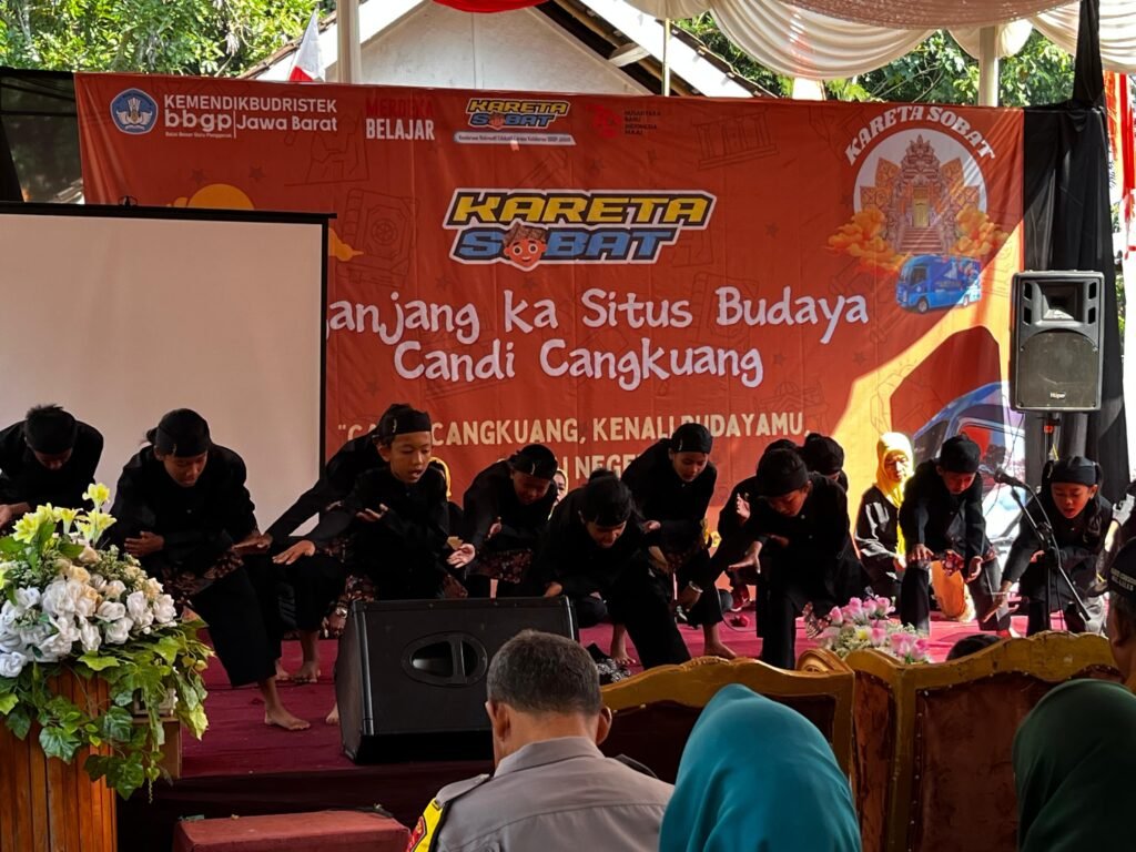 Balai Besar Guru Penggerak Jawa Barat Menggelar “Kareta Sobat Nganjang Ka Situs Budaya Cangkuang” di Garut