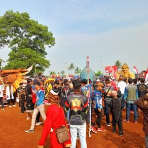 Perayaan HUT RI ke-79 di Desa Rajamandala Kulon, Kecamatan Cipatat, sangat meriah dengan partisipasi puluhan Jampana dari 27RW di wilayah tersebut.