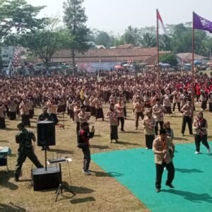 Ribuan Pelajar di Cipatat Meriahkan Perayaan HUT Pramuka ke-63