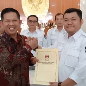 KPU Kabupaten Bandung Barat Tetapkan Pasangan Sundaya - Aa Maulana Sebagai Bakal Calon Bupati dan Wakil Bupati
