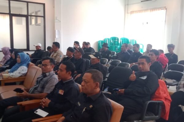 BPJS Ketenagakerjaan Sosialisasikan Program Perlindungan untuk Pekerja Rentan dan Ekosistem Desa di Kecamatan Leles, Kabupaten Garut