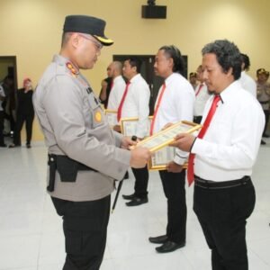 Apresiasi Kapolres kepada Delapan Anggota Satres Narkoba Polres Purwakarta