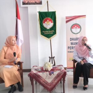 DWP Kabupaten Garut fasilitasi Penguatan Kelembagaan UKM melalui fasilitasi Nomor Induk Berusaha (NIB) di Sekretariat DWP Kabupaten Garut,