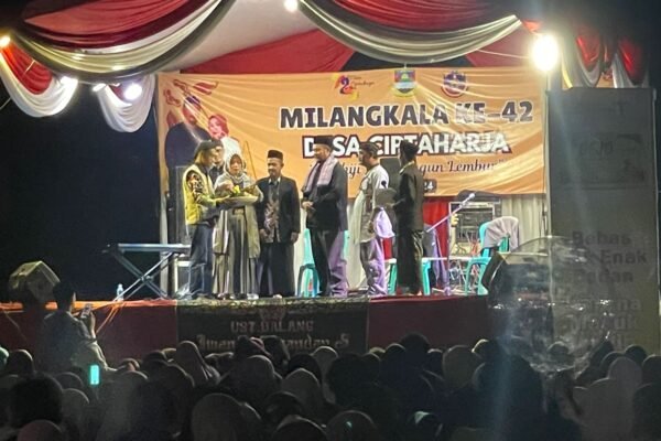 Warga Antusias Meriahkan Puncak Milangkala Desa Ciptaharja ke-42