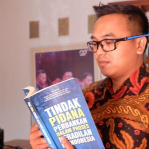 Seorang Advokat Muda Garut Desak Calon Bupati Berkomitmen Lawan Korupsi: "Kalau Tak Punya Komitmen, Lebih Baik Tidur di Kasur Empuk"