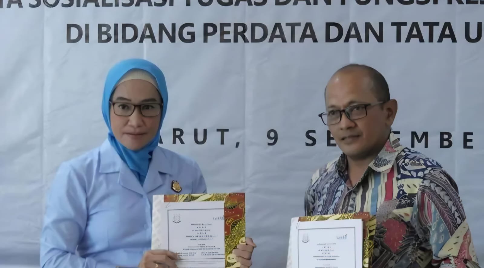 MoU kejari Garut dan BIJ Garut Tahun 2021 di saat Kejari Garut dipimpin oleh Dr. Neva Sari Susanti. (Ft: dok liputan 6)