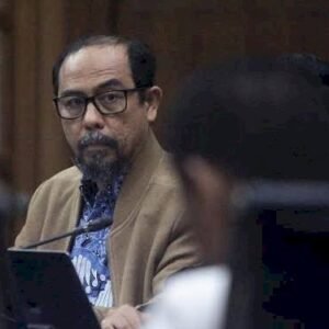 Tanggapi tuntutan 15 tahun penjara terkait dugaan penerimaan gratifikasi dan TPPU. Gazalba tuding jaksa KPK hanya ingin membalas dendam.