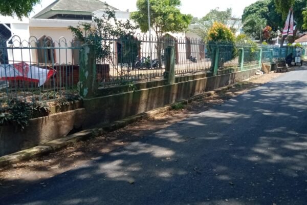 Pengerjaan Hotmix Depan Kantor Kecamatan BL. Limbangan Diduga Tak Transparan, Desa Limbangan Timur Tak Tahu Asal Usul Proyek