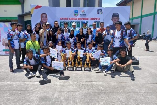 Kecamatan Leles Raih Prestasi di Festival Olahraga Tradisional Kabupaten Garut