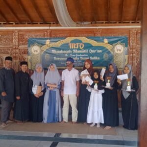 Para RW se-Desa Gandamekar, Kecamatan Kadungora, Kabupaten Garut, Jawa Barat, bersama Rumah Joglo Bumi Salika menggelar perlombaan MTQ