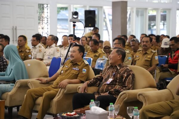 Pj. Bupati Garut Dorong Akuntabilitas Pengelolaan Keuangan Desa, Workshop Evaluasi Digelar