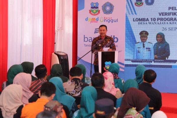 Pj Bupati Garut Dorong Sinergi untuk Sukseskan Program PKK, Desa Wanajaya Siap Bersaing di Tingkat Nasional