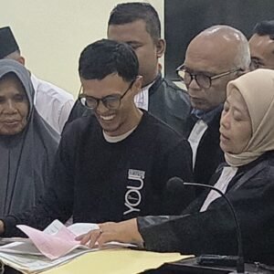 Sidang korupsi BIJ Garut kali ini menghadirkan tiga orang saksi yang diduga menjadi korban pinjaman dan seorang saksi ahli keuangan negara.