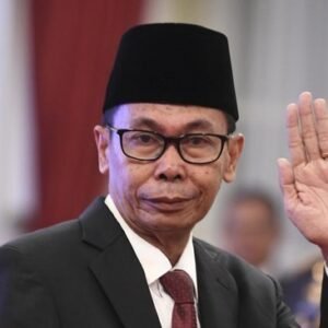 Nawawi Pomolango: Jangan Mimpi Nebeng Jet Pribadi Kalau Cuma Jualan Pisang