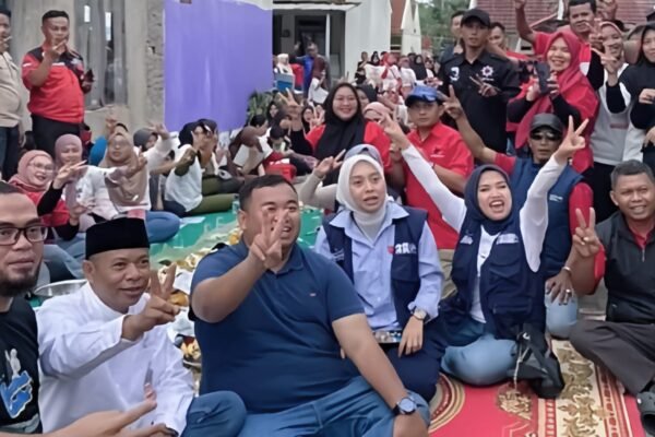 Putri Karlina Cawabup Nomor 02 Kunjungi Penyintas Longsor di Cilawu, Tekankan Pentingnya Mitigasi Bencana dan Janji Lanjutkan Program Sertifikat Rumah
