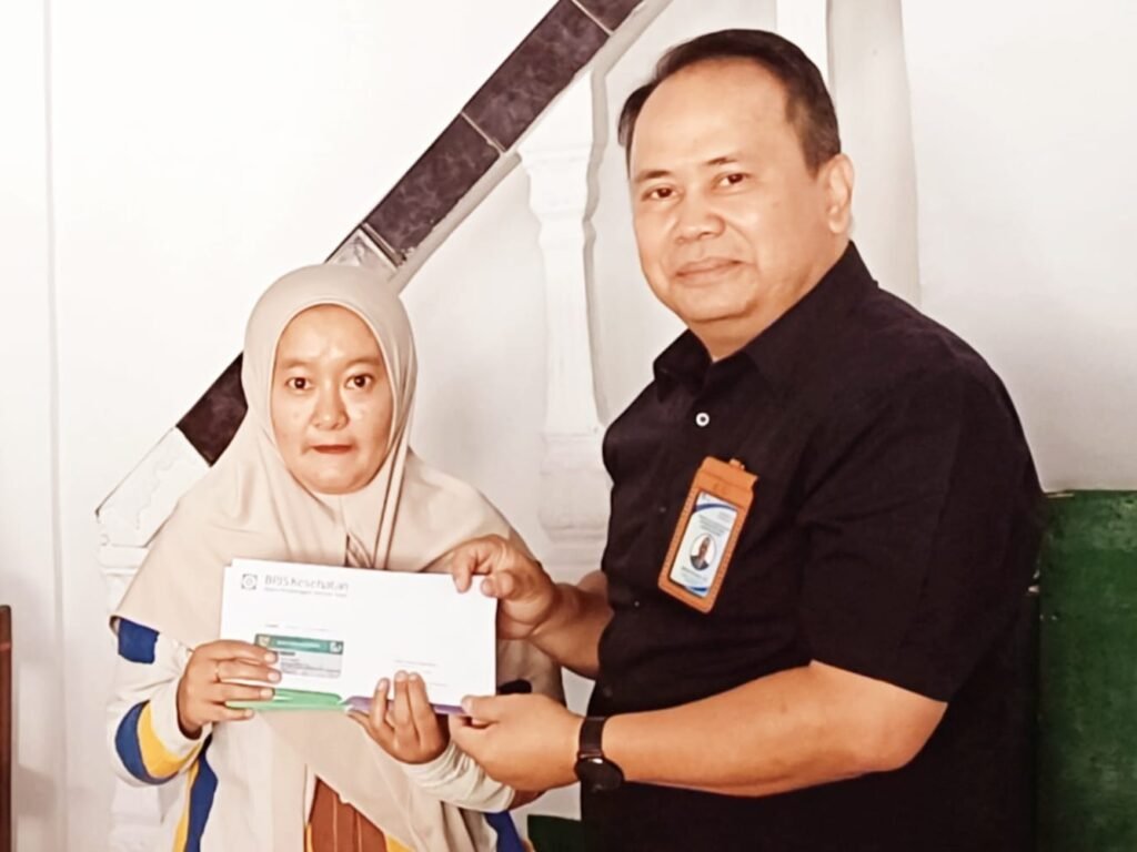 PDAM Garut Berikan Donasi BPJS Kesehatan untuk Warga Berpenghasilan Rendah dalam Rangka HUT ke-48