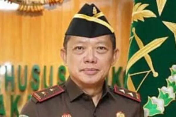 Kejagung Tangkap Tiga Hakim PN Surabaya Terkait Dugaan Suap dalam Vonis Bebas Ronald Tannur